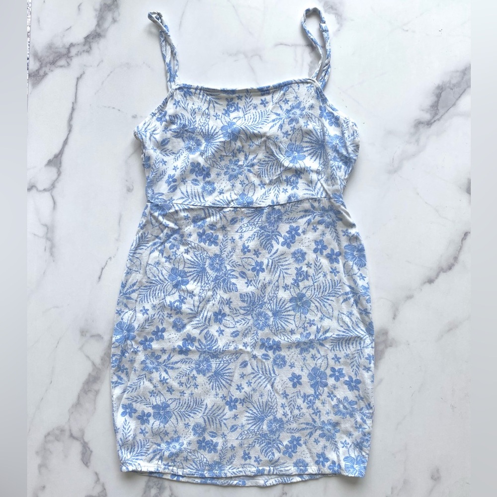 Wild Fable Blue and White Tropical Floral Print Mini Dress